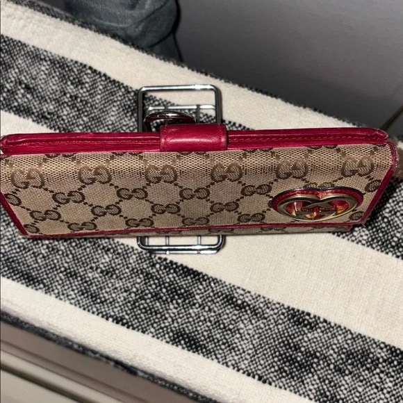 Gucci Tan and Red Women's authentic Wallet(project wallet) - Picture 4 of 16